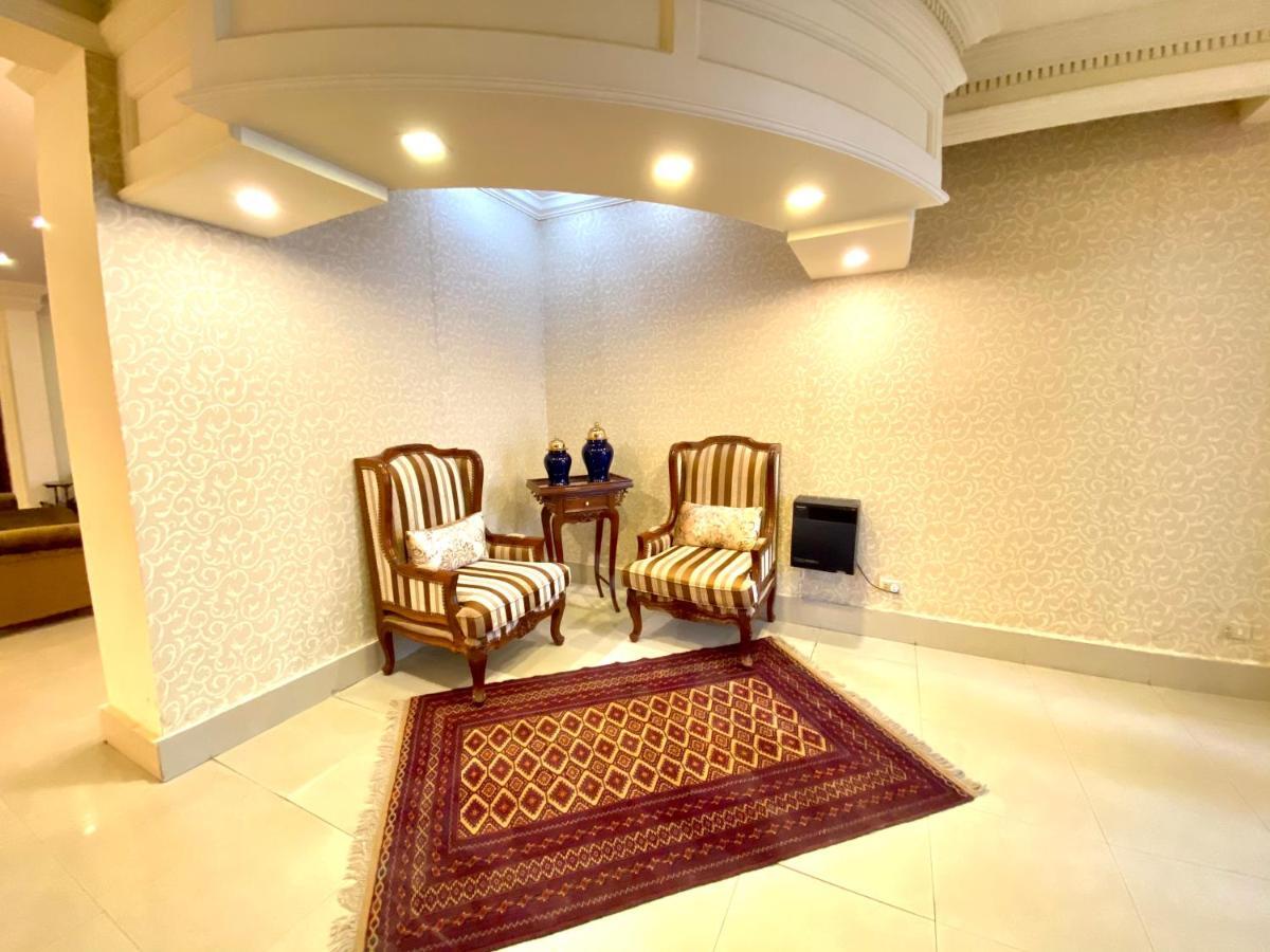 Shelton'S Rezidor House Hotel Пешавар Екстериор снимка